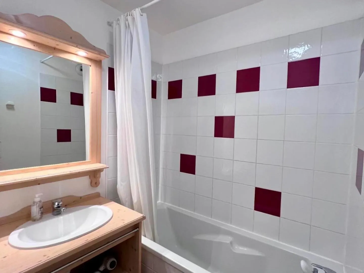 Appartement 4 Personnes Avec Piscine Interieure Puy-Saint-Vincent Apartment